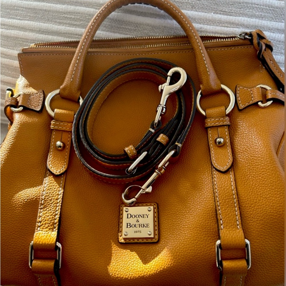 Dooney & Bourke Satchel crossbody yellow EUC